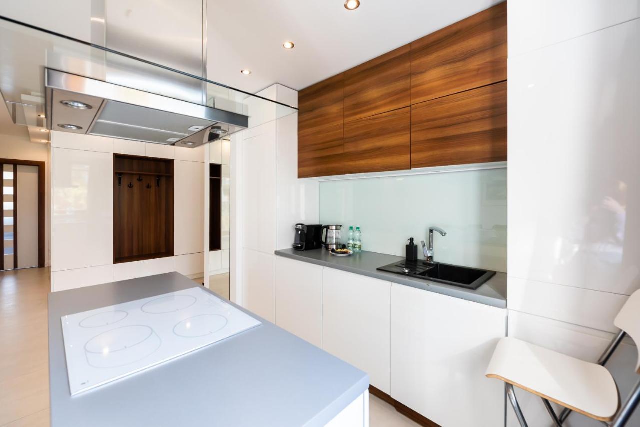 Bluszczanska Modern Urban Apartment ワルシャワ エクステリア 写真