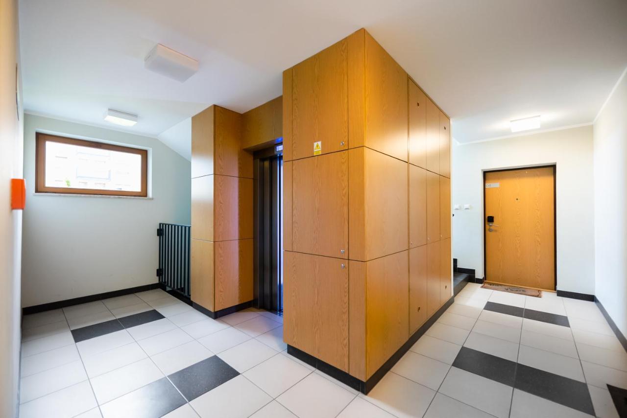 Bluszczanska Modern Urban Apartment ワルシャワ エクステリア 写真