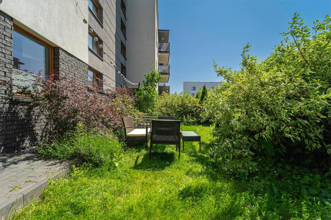 Bluszczanska Modern Urban Apartment ワルシャワ エクステリア 写真