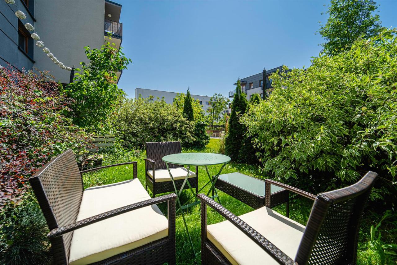 Bluszczanska Modern Urban Apartment ワルシャワ エクステリア 写真